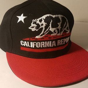 🌑California Republic Embroidered Cap Lid🌑
